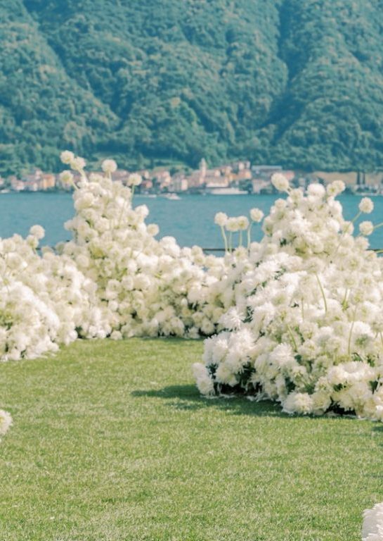 A contemporary textural white wedding at Villa Balbiano, Lake Como, Italy | Luxury Wedding Flowers | Larry Walshe Studios